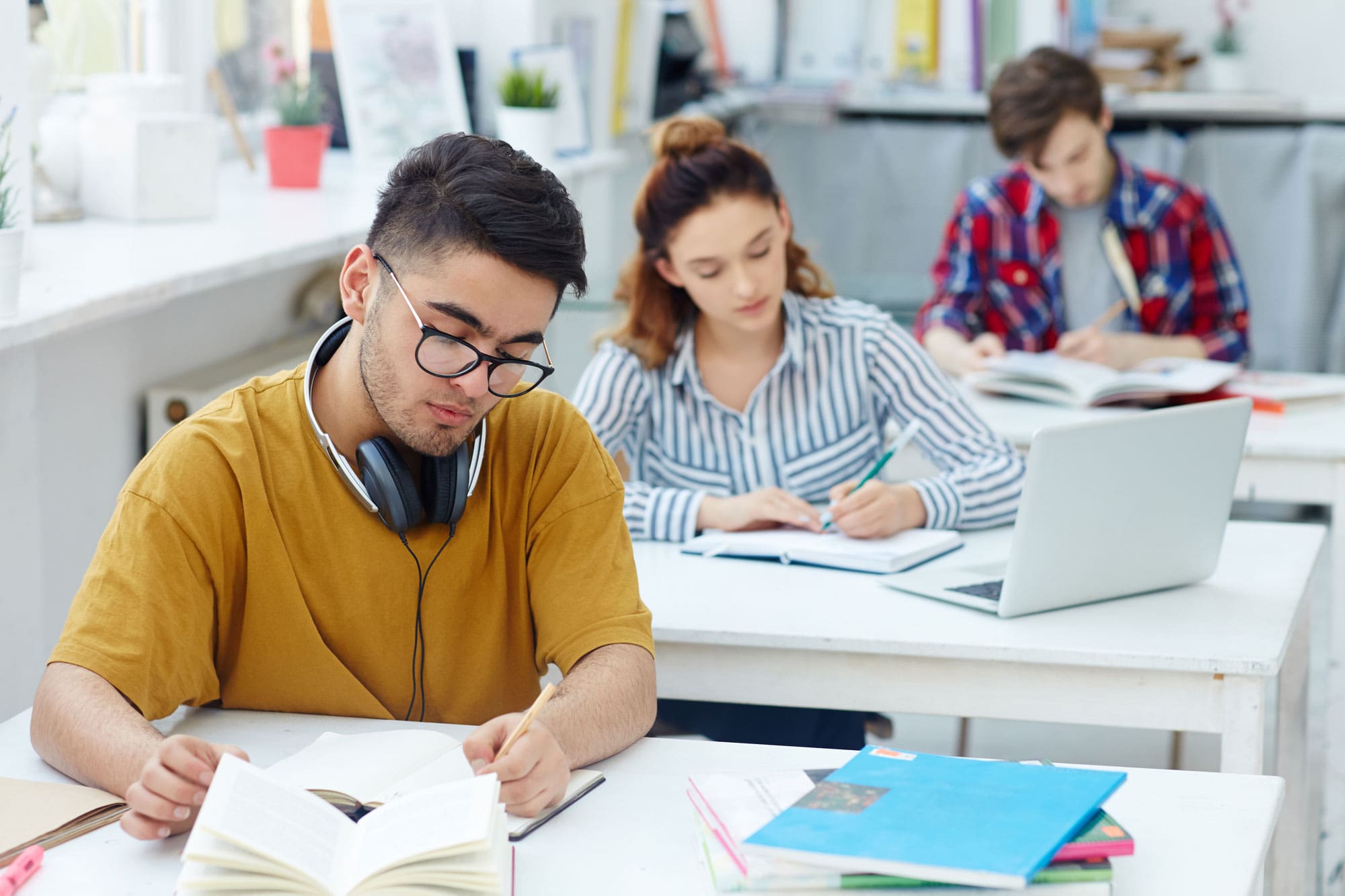 آموزش و پرورش کلید موفقیت است